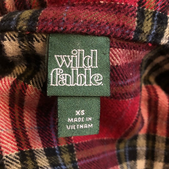 Red flannel shirt - Picture 3 of 4